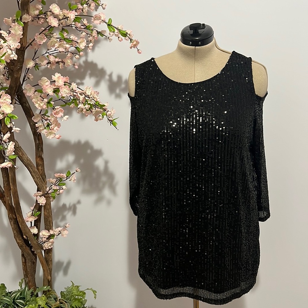 Black sequins blouse